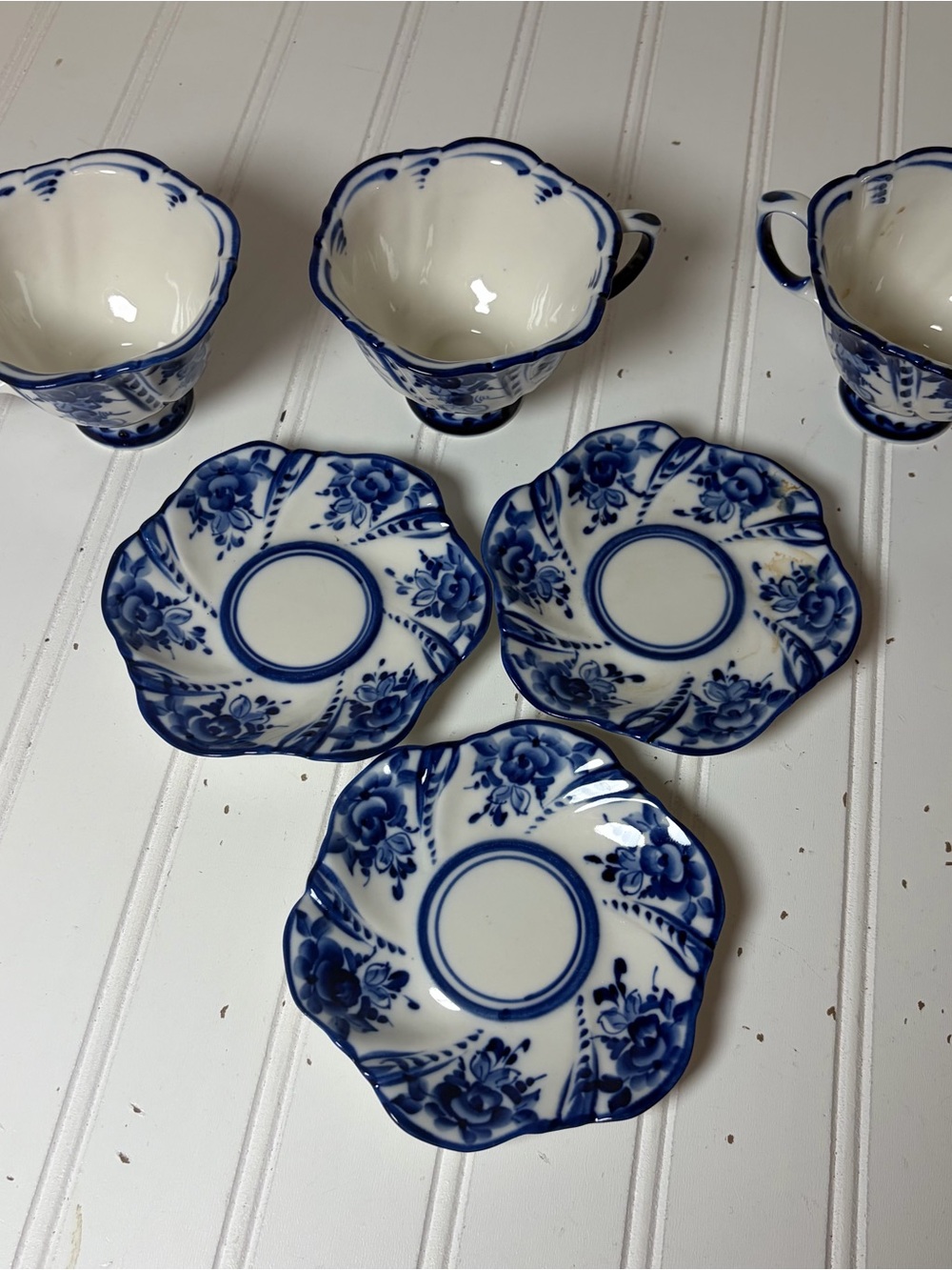 Vintage Russian Gzhel Porcelain Teacup and Saucer | Blue +White Floral - Picture 10 of 10